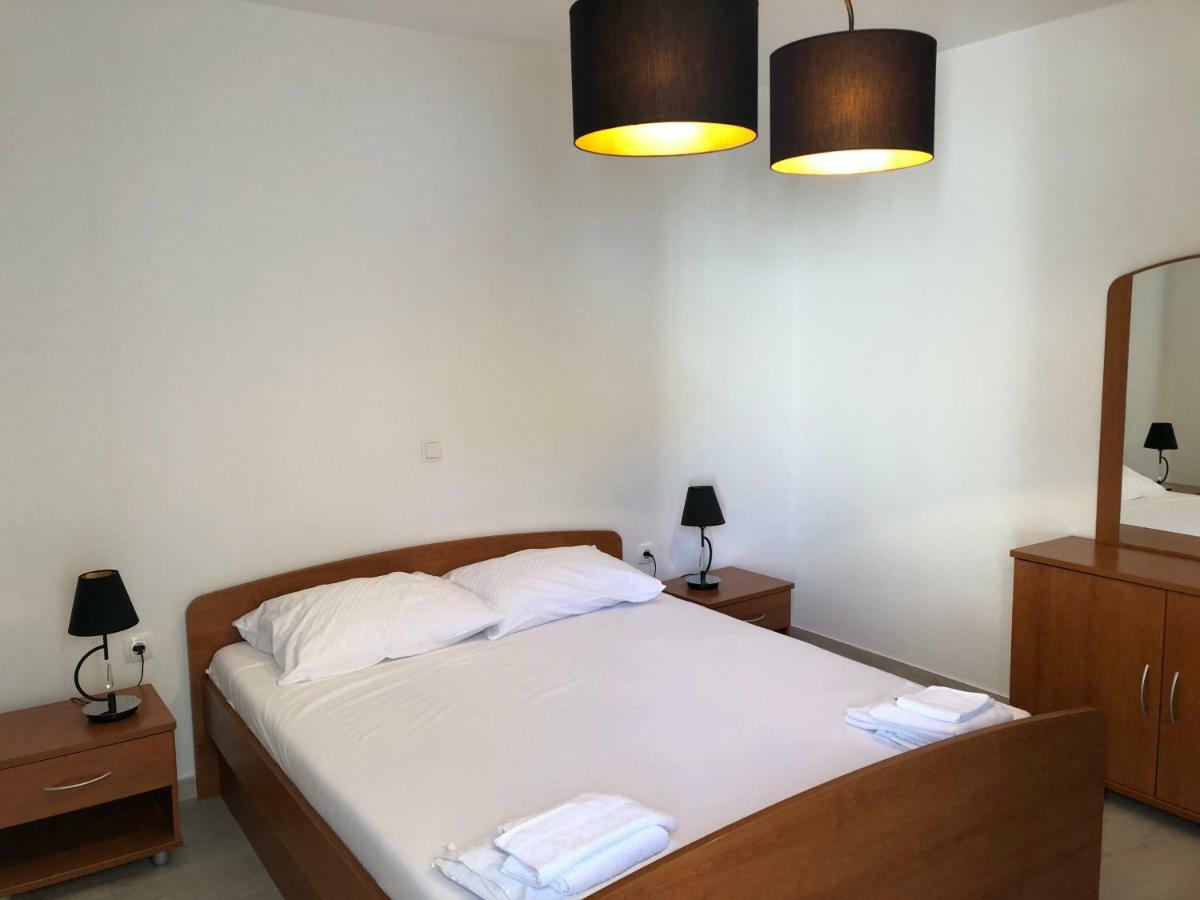 Appartement Adriatic House à Novalja Extérieur photo